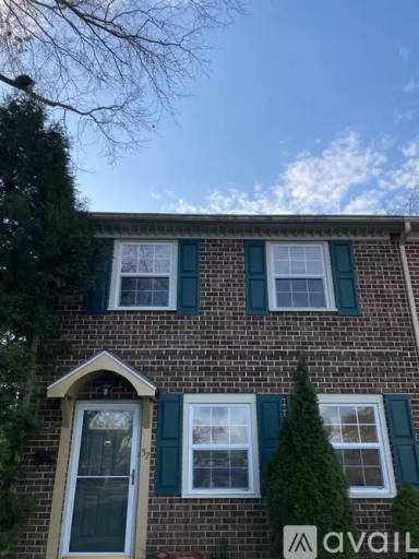Main picture of 37 Stonegate Vlg