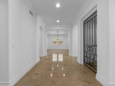 Main picture of 3 Lennox Ct