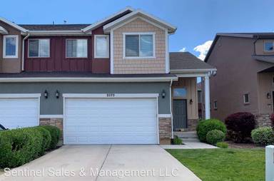 Main picture of 2557 N Garden Dr