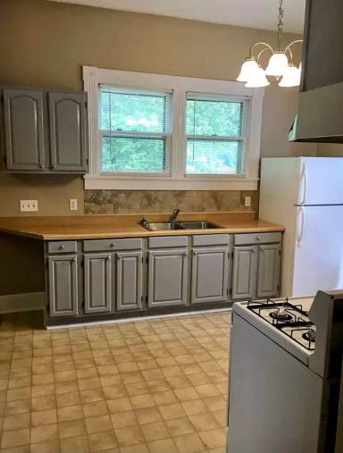Main picture of 417 N Upper St
