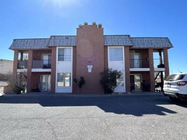 Main picture of Enfield Cir - A