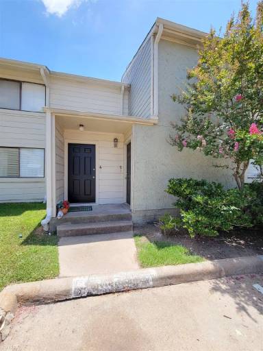 Main picture of 4507 Carter Creek Pkwy