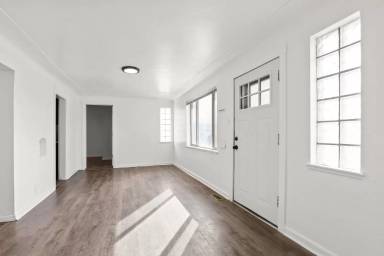 Main picture of 5851 W 30th Ave