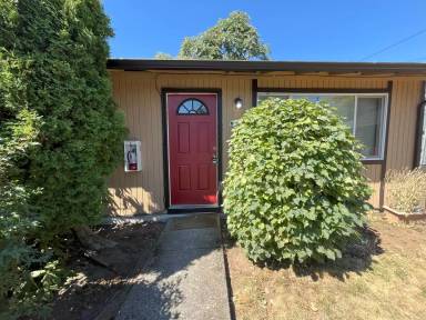 Main picture of 5907 SE 83rd Ave