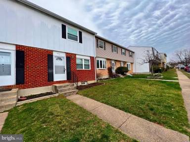 Main picture of 462 Long Towne Ct
