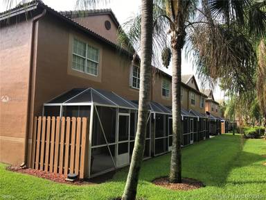 Main picture of 1413 Veracruz Ln
