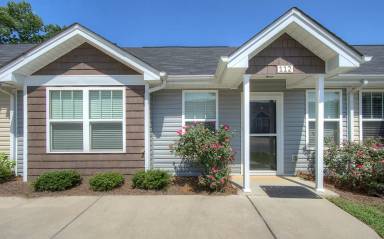 Main picture of 112 S Ferncliff Dr