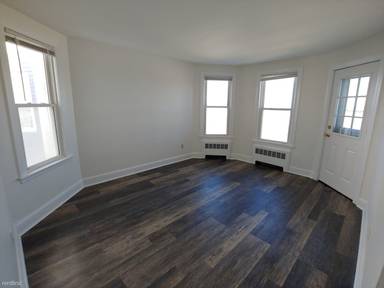 Main picture of 83 Winthrop Shore Dr