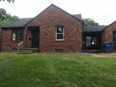 Main picture of 218 McKinley Blvd
