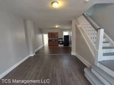 Main picture of 420 S 61st St