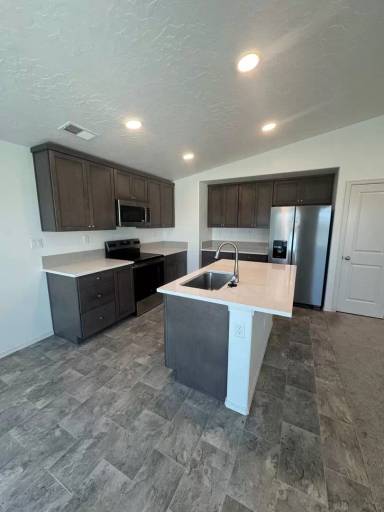 Main picture of 2177 E Tugela Falls St