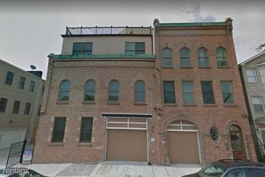 Main picture of 19 Winfield Ave