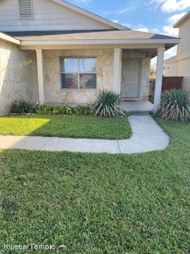 Main picture of 711 Sugar Brook Dr