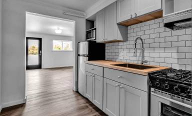 Main picture of 1725 Grand Island Blvd