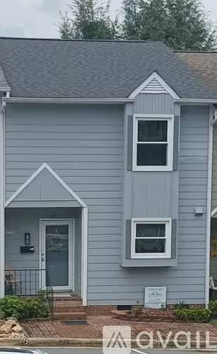 Main picture of 617 College Ave SW