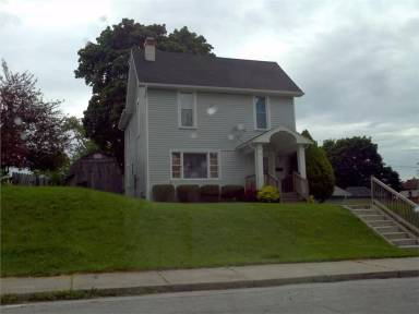 Main picture of 1211 College Ave