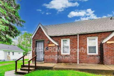 Main picture of 1510 N Gladstone Ave
