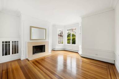 Main picture of 2806 Union St