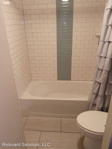 Main picture of 27 Dickinson St