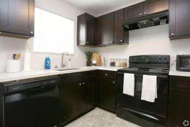 Main picture of Westside One