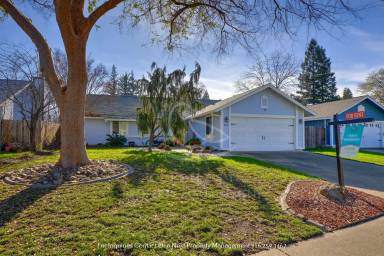 Main picture of 7412 Santa Susana Way