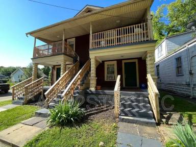 Main picture of 720 Hardy Ave