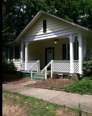 Main picture of 16 Poplar St