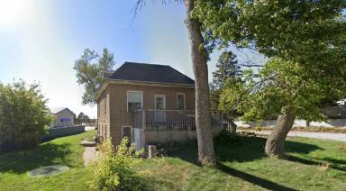 Main picture of 215 3rd St NW