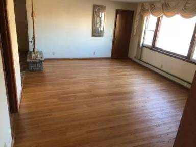 Main picture of 2048 E Main St
