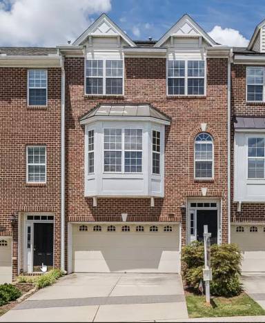 Main picture of 3005 Imperial Oaks Dr