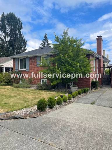 Main picture of 8432 S 115th St