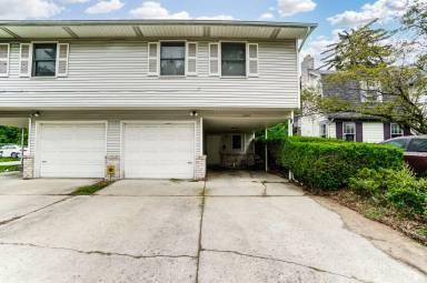 Main picture of 3162 Kylemore Rd