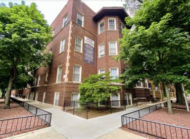 Main picture of 3505 N Pine Grove Ave