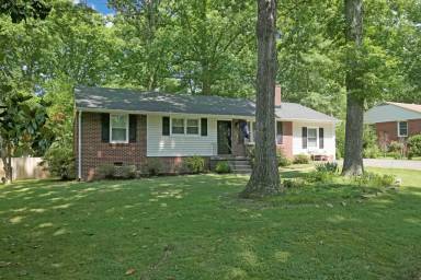 Main picture of 804 Penola Dr