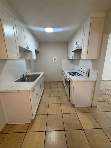 Main picture of 1622-1658 W Walnut St Apartments