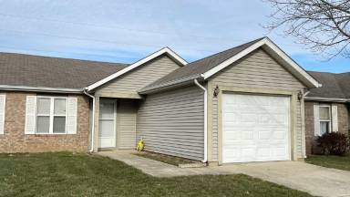 Main picture of 2713 Plaza Ln