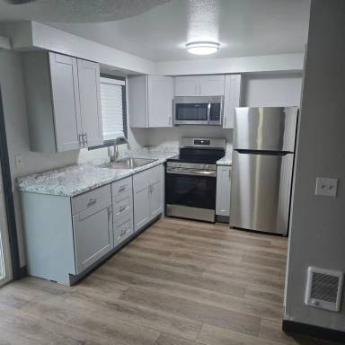 Main picture of 240 5th St