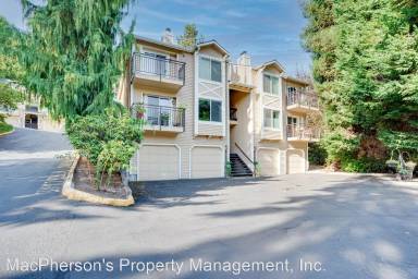 Main picture of 17103 127th Pl NE