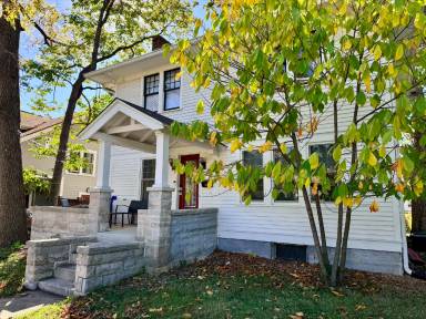 Main picture of 513 N Dunn St