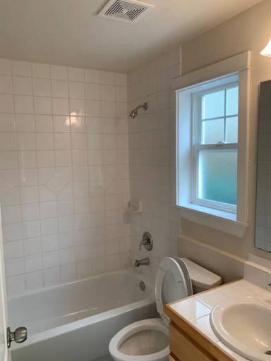 Main picture of 8508 Stone Ave N
