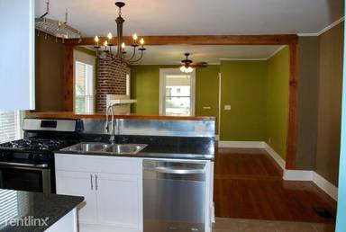 Main picture of 2012 Walker Ave