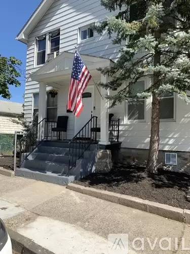 Main picture of 114 Loomis Ave