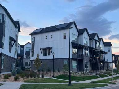 Main picture of 5131 Vivian St