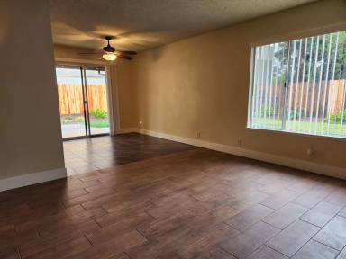 Main picture of 953 Johnfer Way