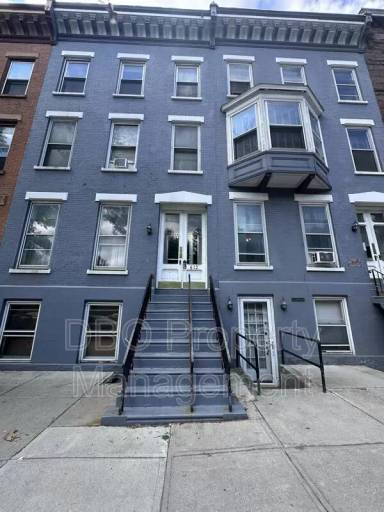 Main picture of 612 Madison Avenue - 3F