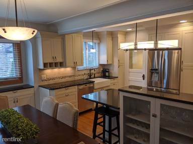 Main picture of 2126 Sherwood Ave
