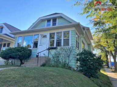 Main picture of 1101 S 63rd St