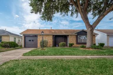 Main picture of 2703 Cypress St