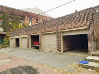 Main picture of 326 Emerson St