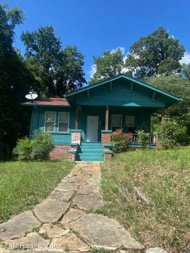 Main picture of 711 84th St S